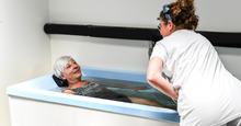 Charger l'image dans la galerie, Bain Hydromassage ou Aérobain eau thermale Saubusse
